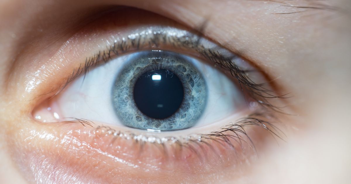 Learn how to recognize the signs and symptoms of addiction with our informative guide. Discover the warning signs and take steps towards a healthier, happier life. Find out more now.