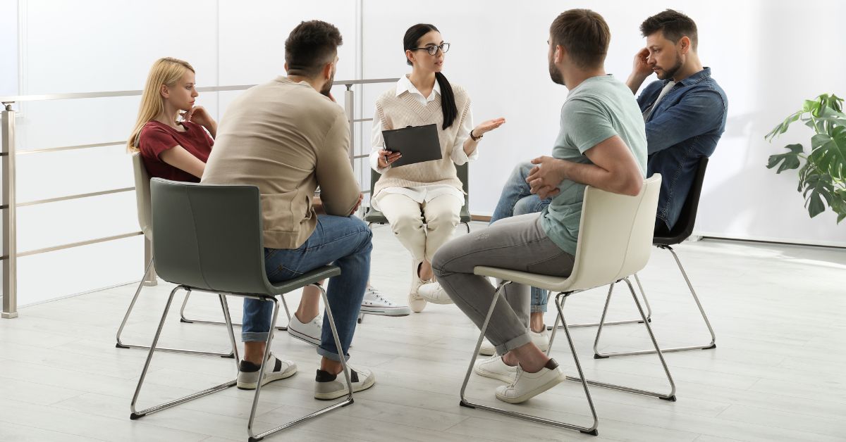 People on a addiction recovery group