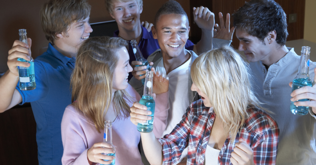Why Do Teens Drink Alcohol? Know The Causes of Teen Drinking